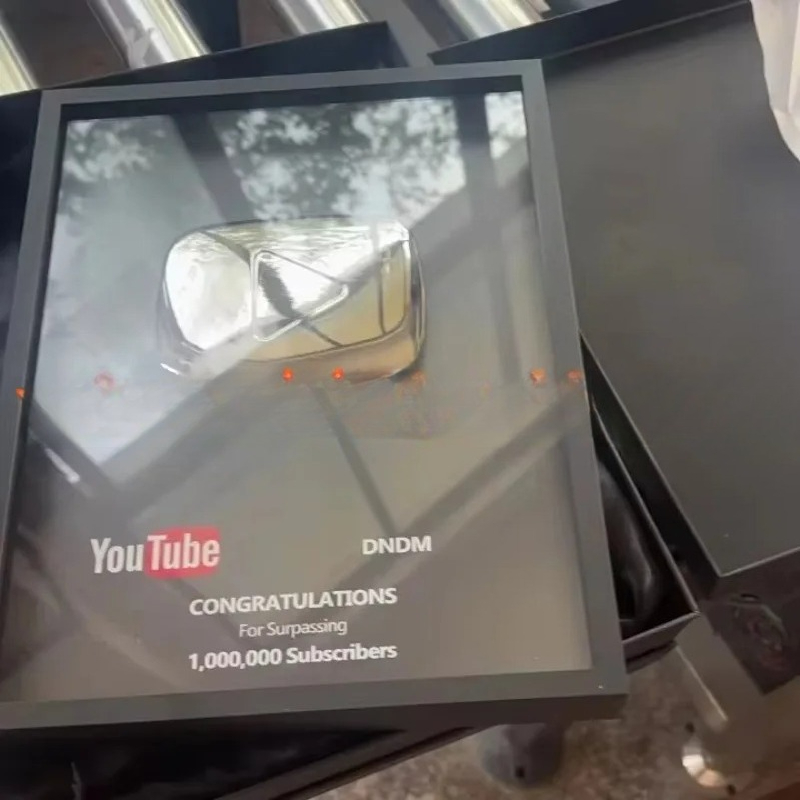 YouTube e Bilibili Pulsante di - Board Game Logo recensione e prezzo